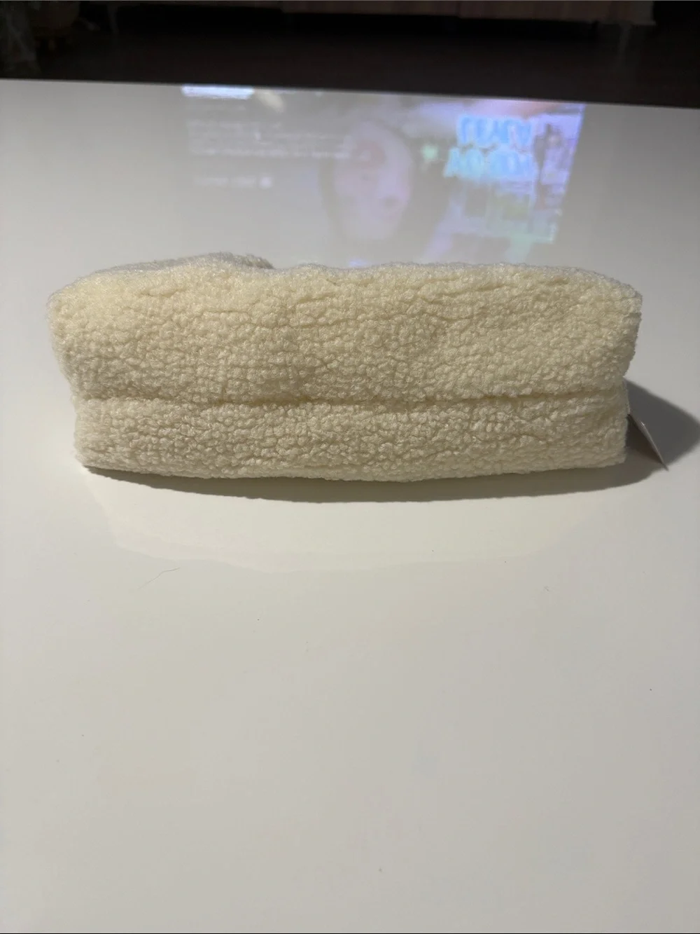 Shiraleah  Chicago Cream Sherpa Clutch